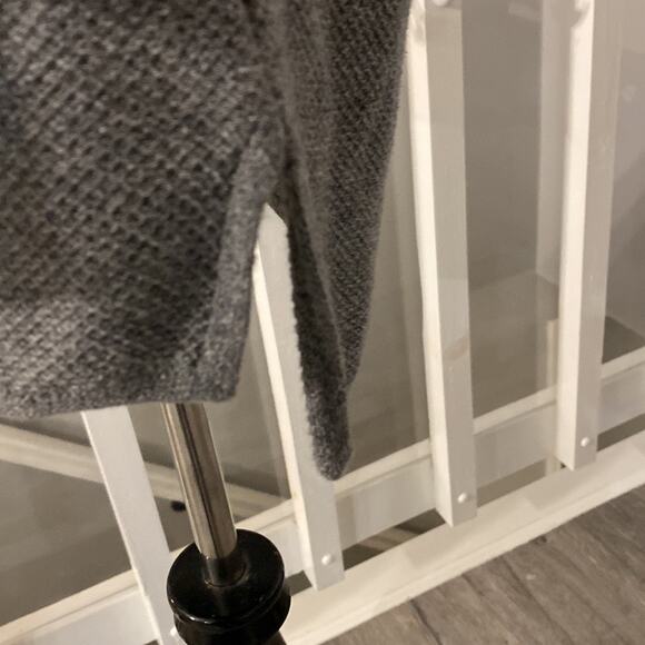 Old Navy Waffle Knit Gray Tunic Lightweight Sweater Size Small - Picture 4 of 7